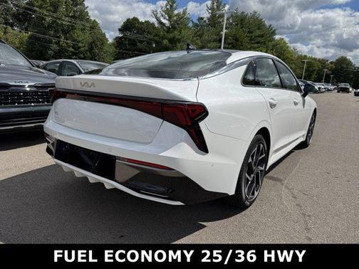 2026 Kia K5 EX