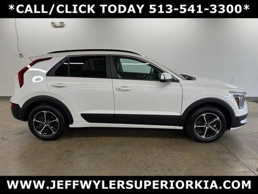 2025 Kia Niro EX