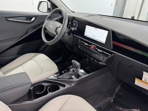 2025 Kia Niro EX