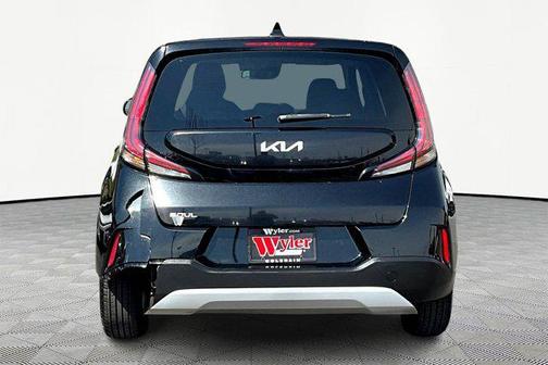 Fusion Black 2023 Kia Soul LX