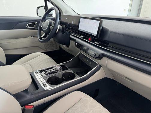 2025 Kia Carnival Hybrid SX