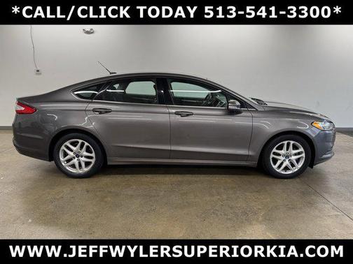 2013 Ford Fusion SE
