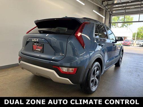 2025 Kia Niro EX