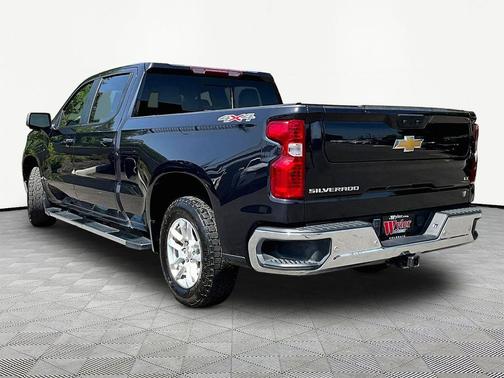 Dark Ash Metallic 2024 Chevrolet Silverado 1500 LT