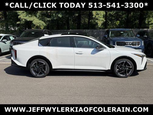 2025 Kia K4 GT-Line