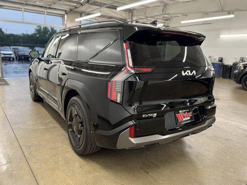 2026 Kia EV9 GT-Line