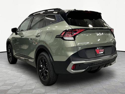 Jungle Green/Ebony Black Roof 2023 Kia Sportage S