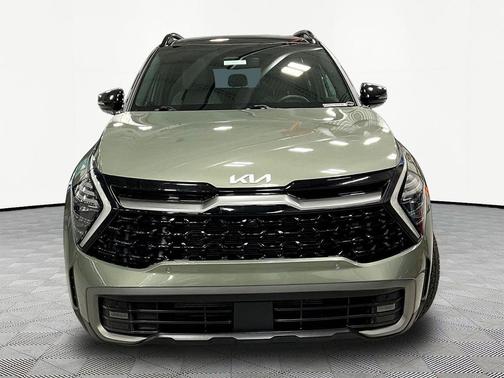 Jungle Green/Ebony Black Roof 2023 Kia Sportage S