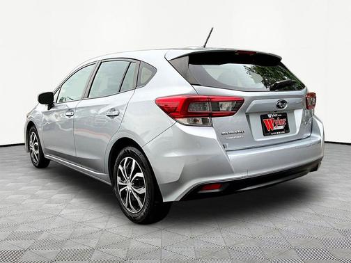 Ice Silver Metallic 2021 Subaru Impreza Base
