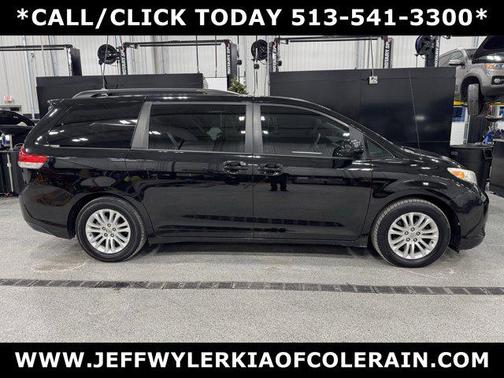 2013 Toyota Sienna XLE