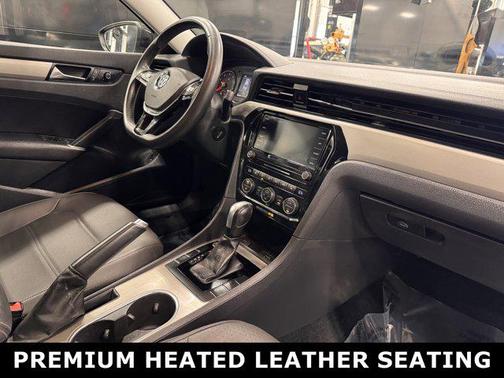 2022 Volkswagen Passat 2.0T SE