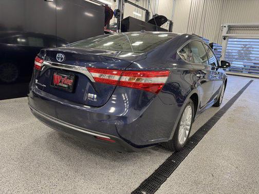2015 Toyota Avalon Hybrid XLE Touring