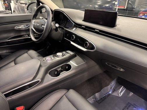 2025 Genesis GV70 2.5T AWD