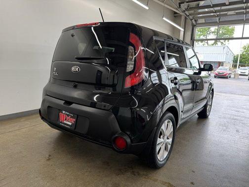 2015 Kia Soul +