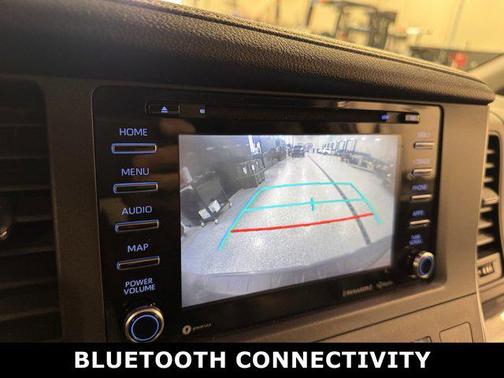 2019 Toyota Sienna SE