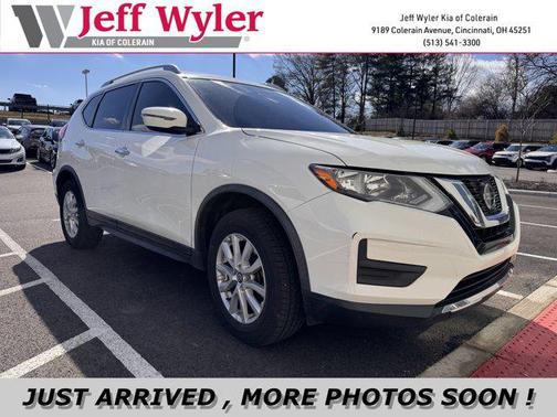 2020 Nissan Rogue SV