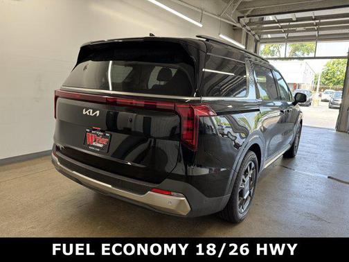 2026 Kia Carnival SX