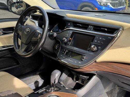 2014 Toyota Avalon Limited