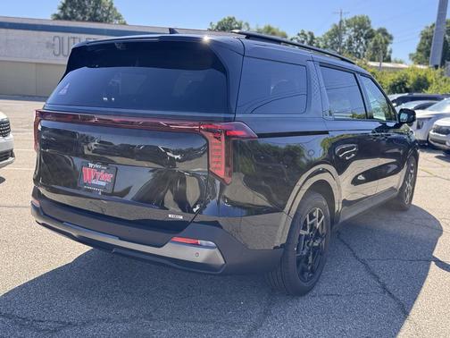 Aurora Black Pearl 2026 Kia Carnival Hybrid SX Prestige