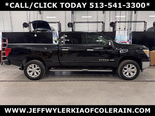 2016 Nissan Titan XD SV