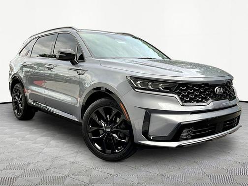 Everlasting Silver 2021 Kia Sorento SX