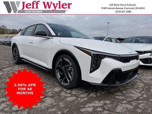 2025 Kia K4 GT-Line