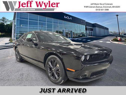 2021 Dodge Challenger SXT