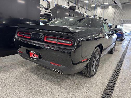 2021 Dodge Challenger SXT