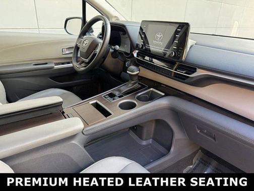 2021 Toyota Sienna XLE 7 Passenger