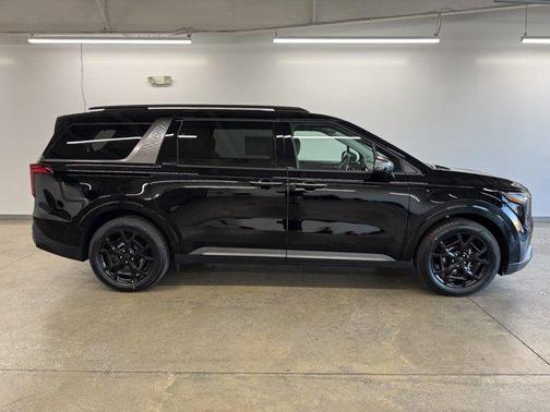 2025 Kia Carnival Hybrid SX