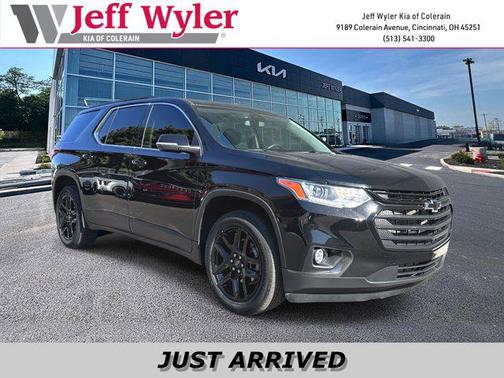 2021 Chevrolet Traverse LT Cloth