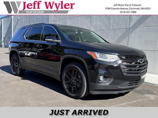 2021 Chevrolet Traverse LT Cloth