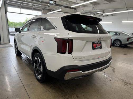 2025 Kia Sorento Hybrid EX