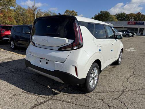 2025 Kia Soul LX