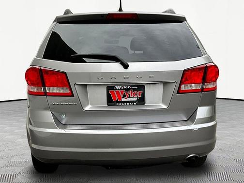 Billet Silver Metallic Clearcoat 2015 Dodge Journey SE