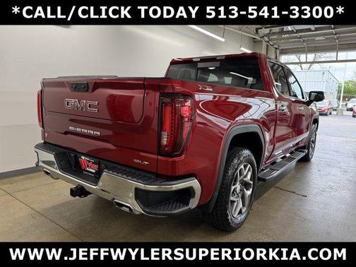 2024 GMC Sierra 1500 SLT