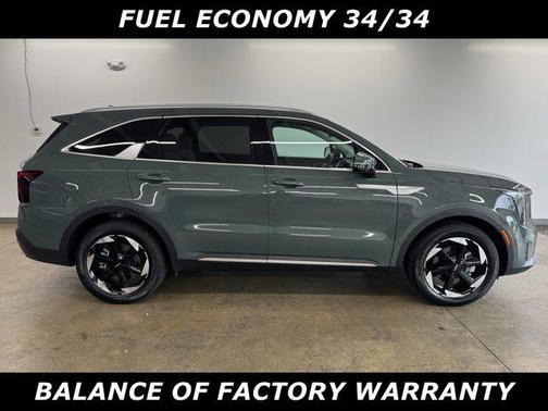 2025 Kia Sorento Hybrid EX