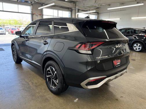 2025 Kia Sportage Hybrid LX