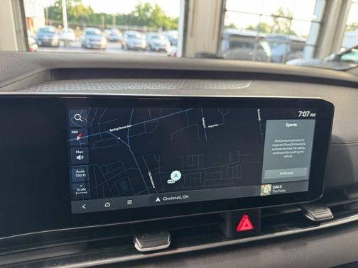 2025 Kia Carnival Hybrid EX