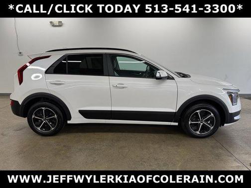 2025 Kia Niro EX