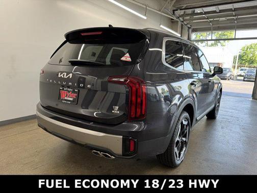 2025 Kia Telluride S