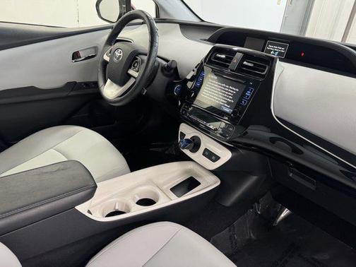2016 Toyota Prius Four Touring