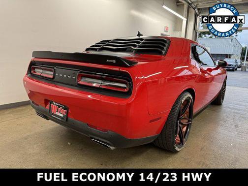 2016 Dodge Challenger R/T Scat Pack