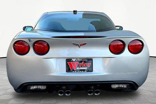 2005 Chevrolet Corvette Base