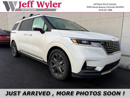 2024 Kia Carnival SX