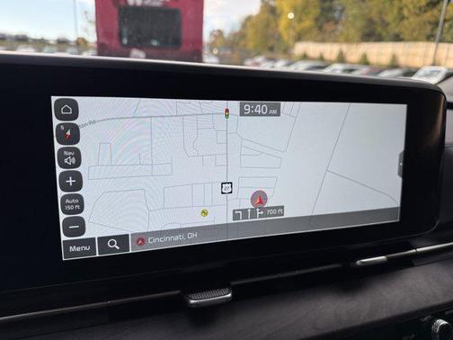 2024 Kia Carnival SX