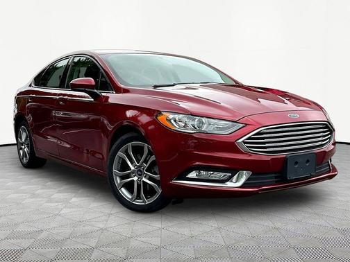 Ruby Red Metallic Tinted Clearcoat 2017 Ford Fusion SE