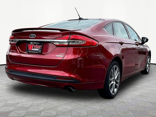 Ruby Red Metallic Tinted Clearcoat 2017 Ford Fusion SE
