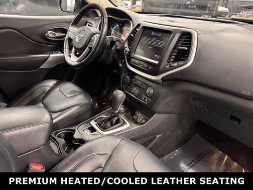 2016 Jeep Cherokee Overland