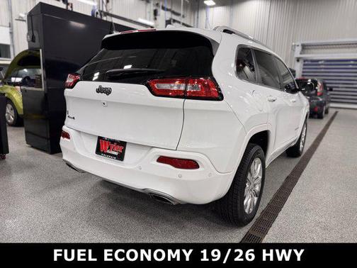 2016 Jeep Cherokee Overland